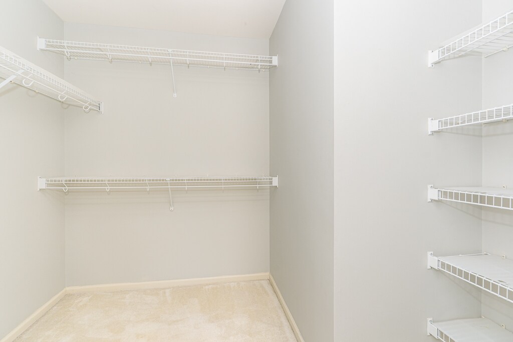 Building Photo - 5681 Pine Aires Dr