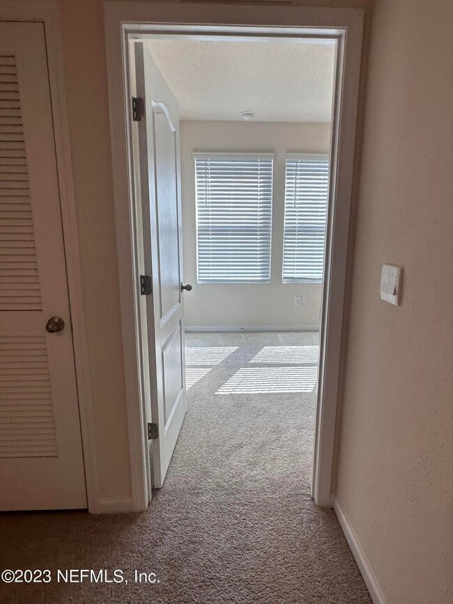 Building Photo - 8226 Watercourse Wy