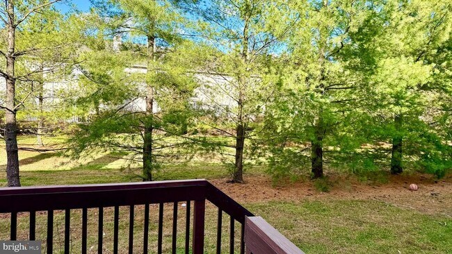 Building Photo - 17 Jill Ct