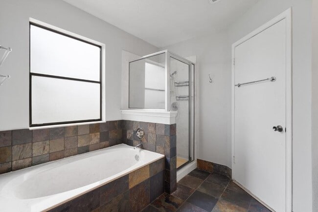 Building Photo - 8718 Coastal Dr