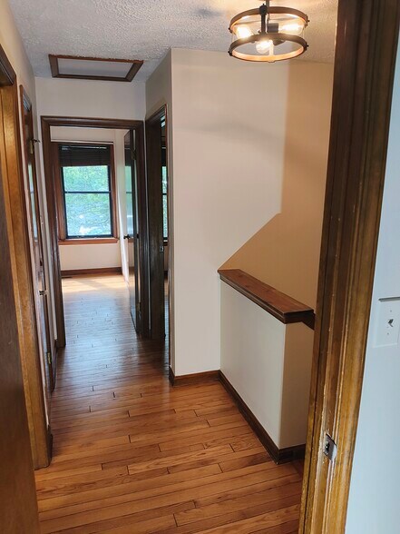 Building Photo - 23352 Black Oak Ct