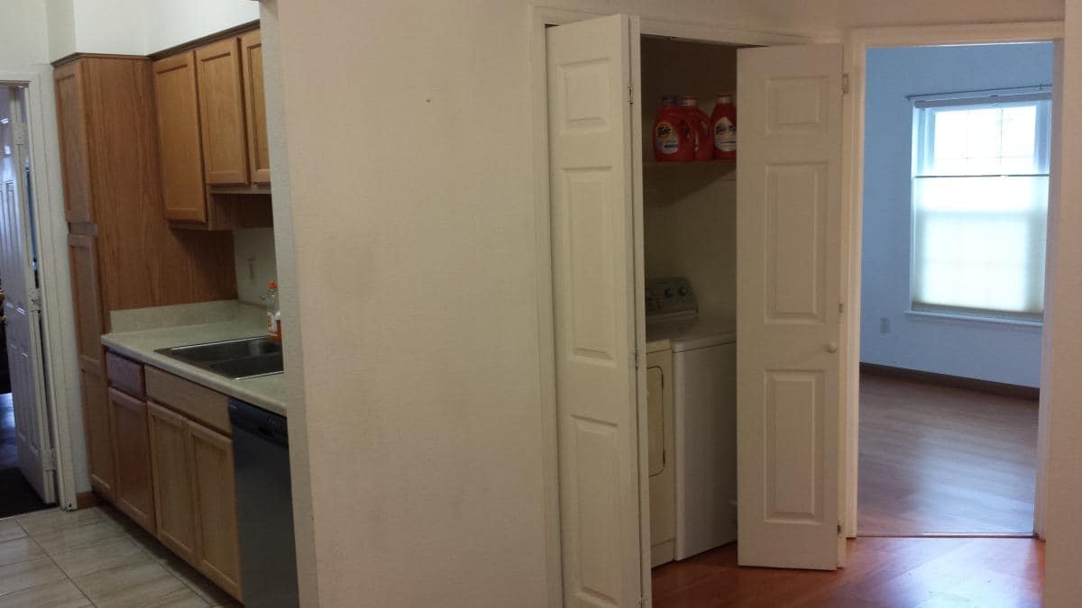 Laundry - 7477 Singing Hills Dr