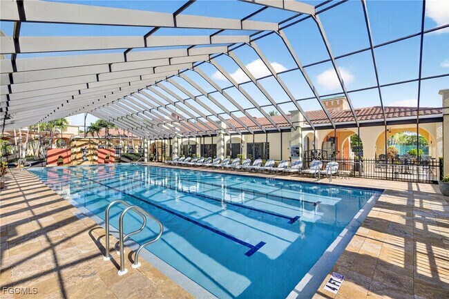 Building Photo - 8625 Via Rapallo Dr