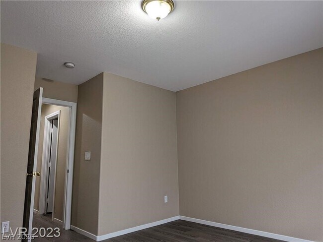 Building Photo - 6298 W Levi Ave