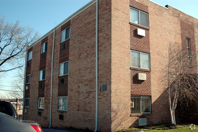 Building Photo - Kenneth House Apartments