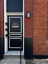 Building Photo - 109 Sedgwick St