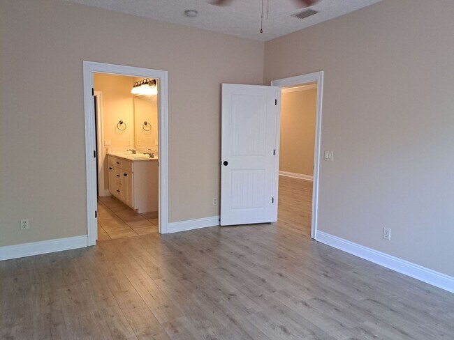 Building Photo - 2946 Palmetto Ridge Way