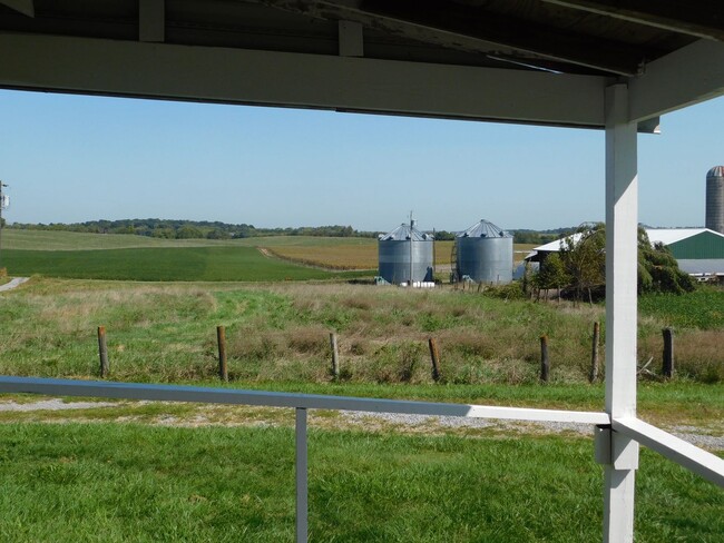 Building Photo - Renovated House with Farm Location on WV/V...