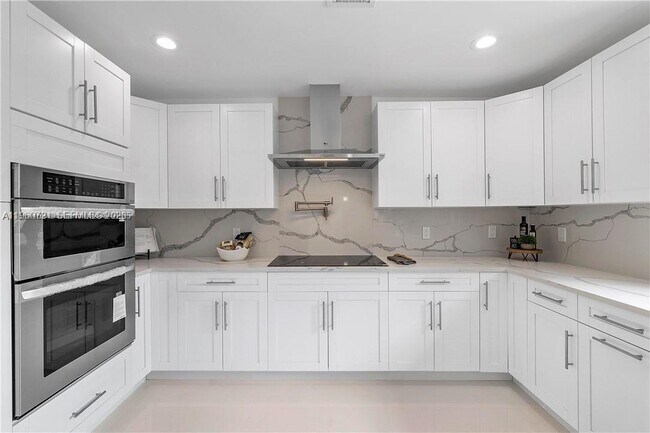 Building Photo - 224 E Acre Dr