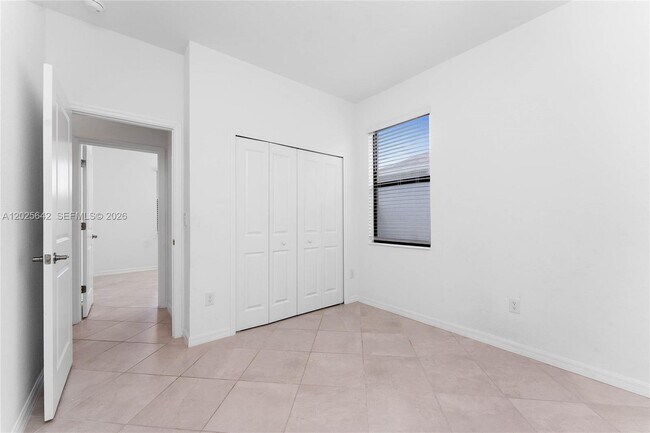 Building Photo - 16851 Cayo Key Dr