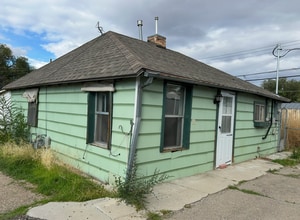 Building Photo - 239 S 200 W