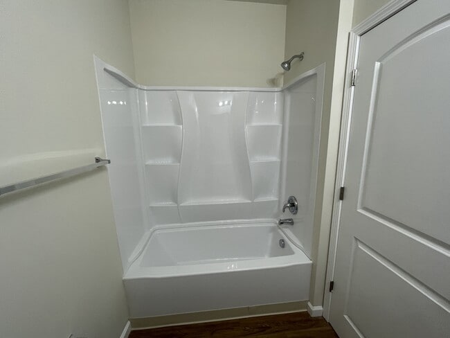Building Photo - 112 Harmony Mdws Ct