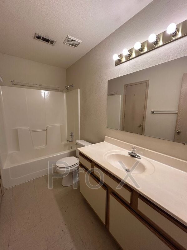 Building Photo - 1364 E Sequoyah Ct