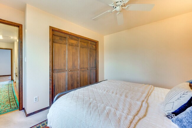 Building Photo - 1508 Harrison Ave