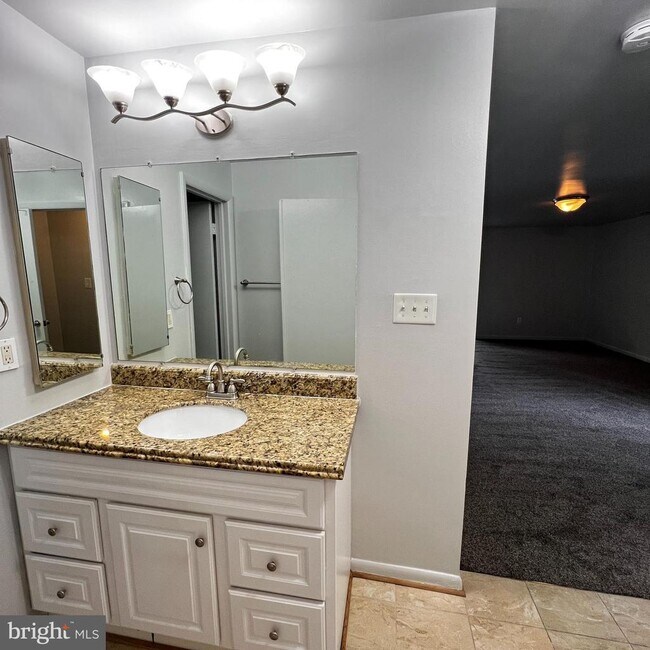 Building Photo - 13215 Dairymaid Dr