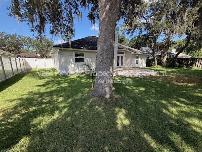 Building Photo - 440 Crescent Pond Dr