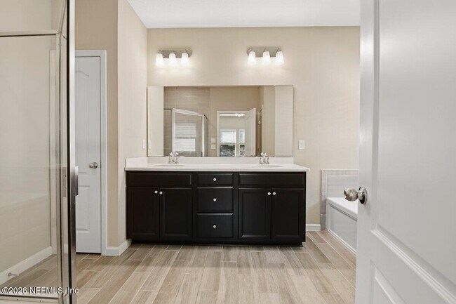 Building Photo - 7460 Rock Brook Dr