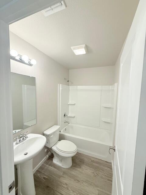 Building Photo - 9712 Trenton Ave