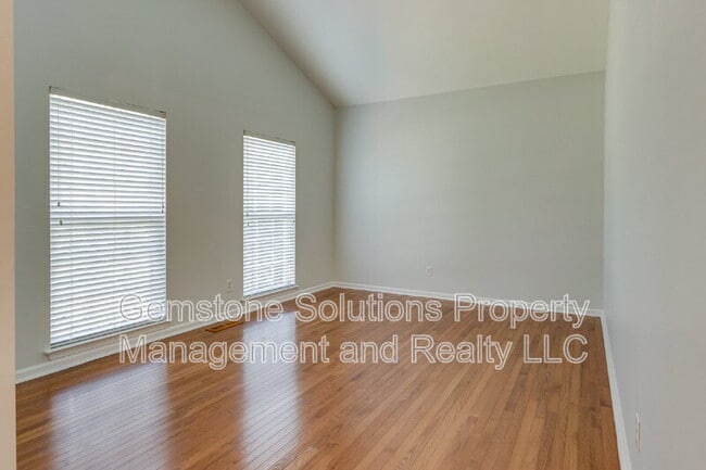 Building Photo - 756 Rolling Fork Dr