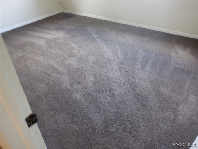 Building Photo - 9513 E Village Green Cir