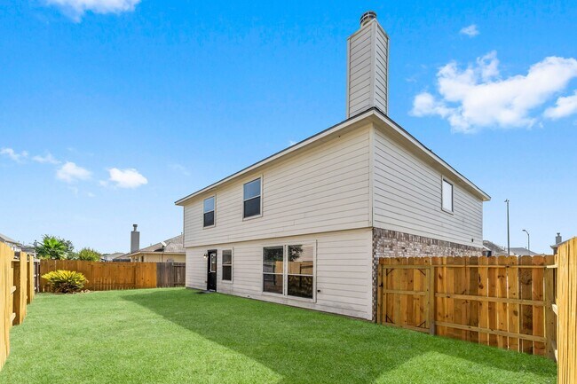 Building Photo - 8338 Loetsch Ridge Way