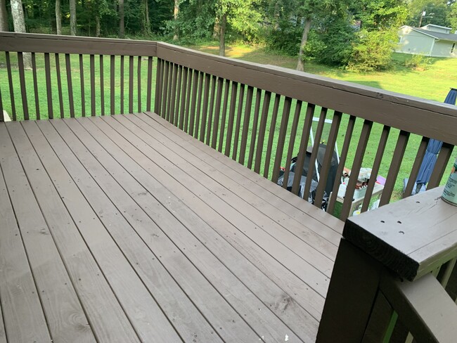 Back deck - 2541 Danielle Ct