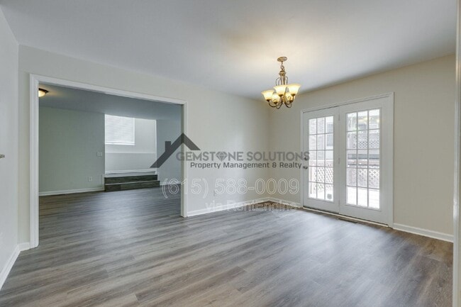 Building Photo - 5918 Stone Brook Dr