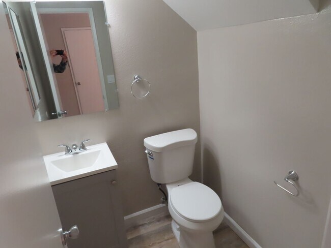 Building Photo - 1392 Tempra Pl