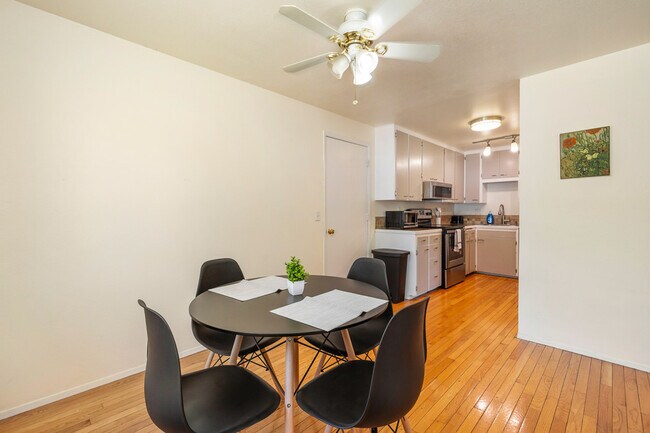 Building Photo - 15706 Ash Way