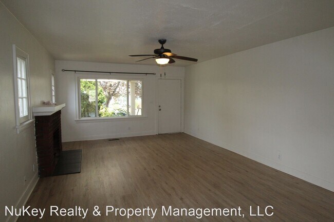 Building Photo - 2 br, 1 bath House - 2011 W. York Ave.