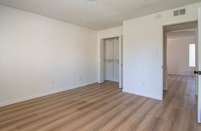 Building Photo - 2608 Ashe Rd