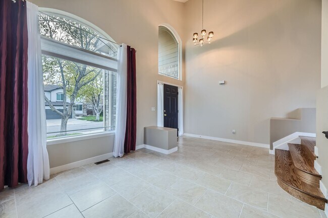 Building Photo - Luxury Living Awaits in this Grant Ranch H...