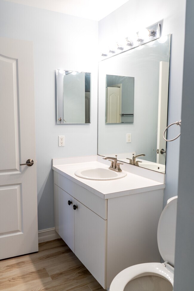 Building Photo - 2700 Cypress Trace Cir
