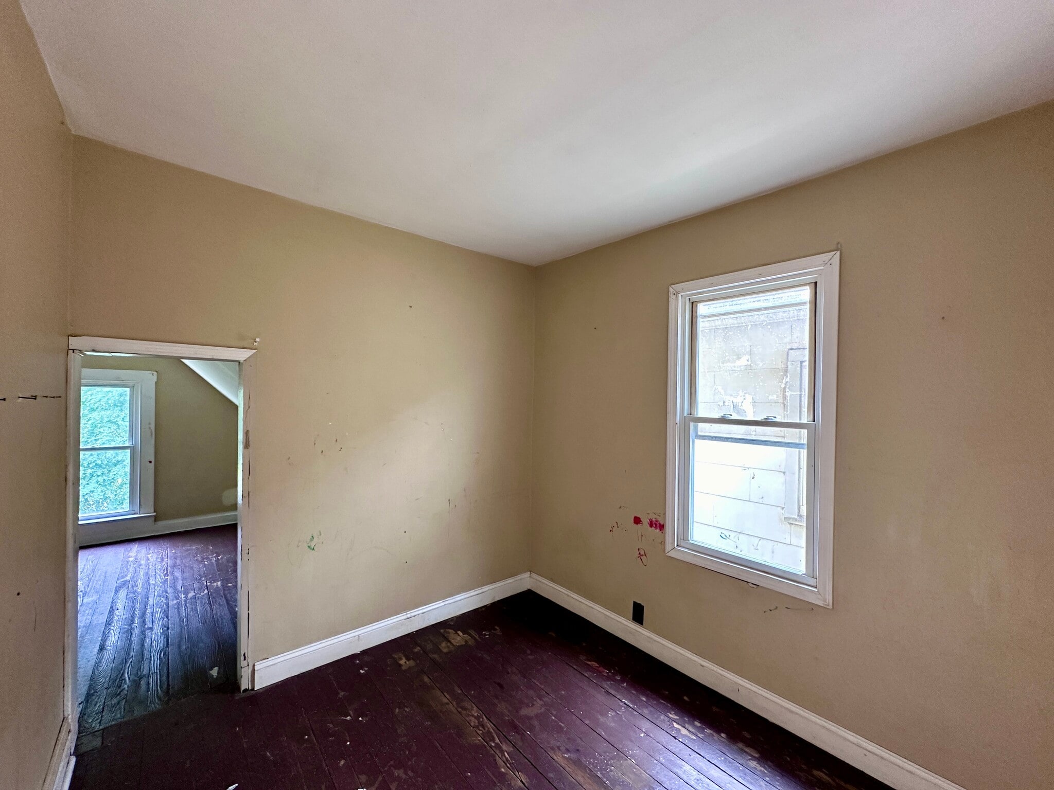 Building Photo - 512 Electric St