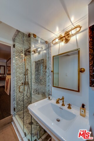 Building Photo - 8900 Hollywood Hills Rd