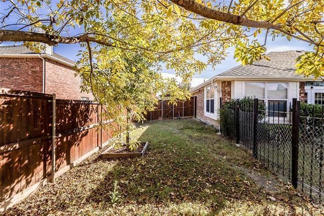 Building Photo - 15760 Scenic Rd