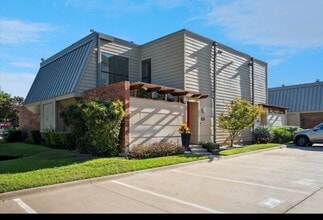 Building Photo - 3919 Buena Vista St