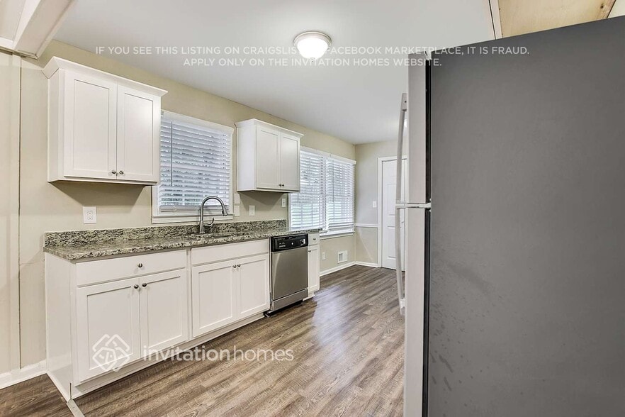 Building Photo - 6236 Shallow Creek Ln