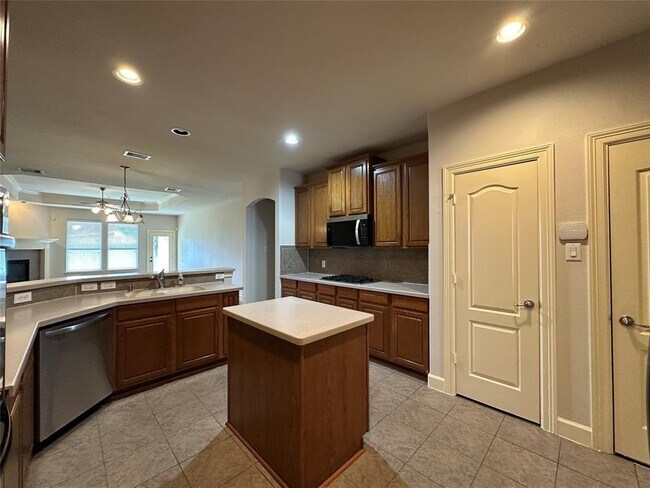 Building Photo - 811 Admiral Bay Ln