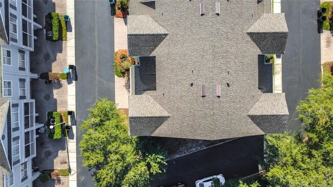 Building Photo - 2586 Grand Central Pkwy