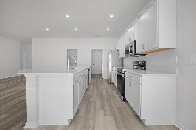 Building Photo - 1609 Astrid rd