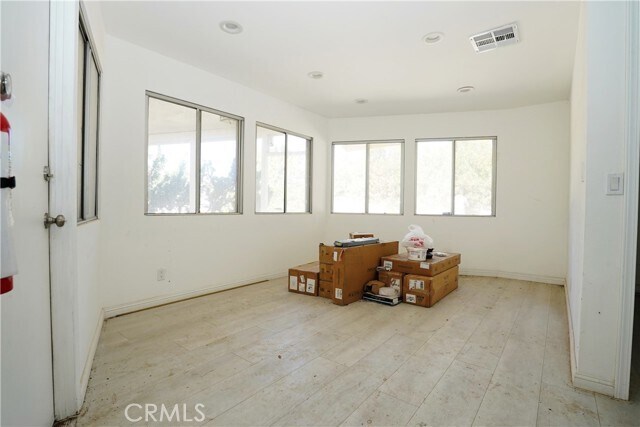 Building Photo - 33716 Hubbard Rd