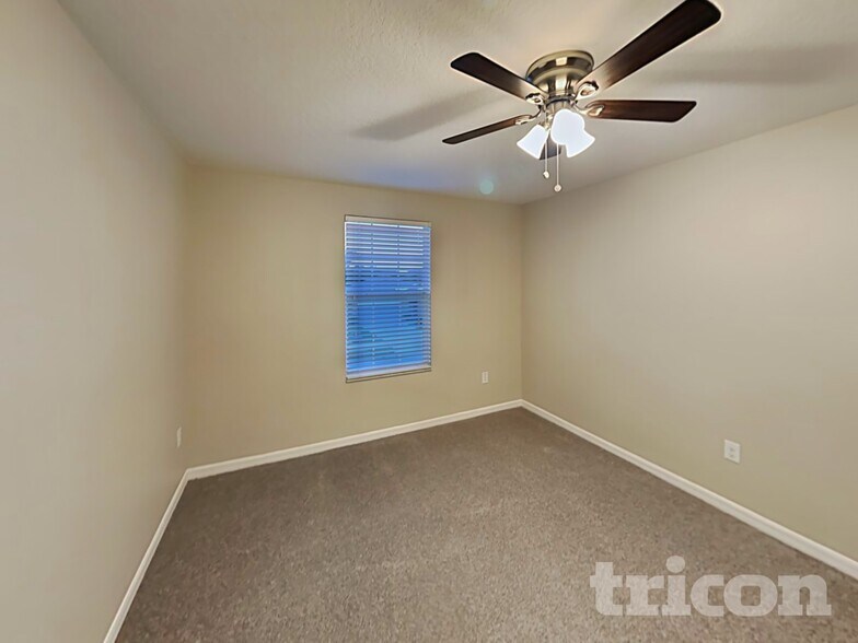 Building Photo - 1609 Redmond Brook Ln