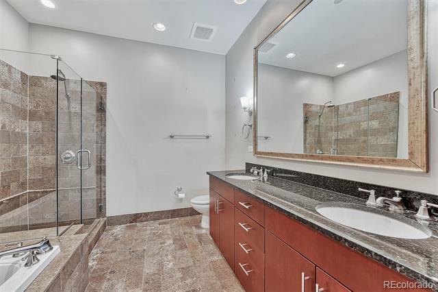 Building Photo - 5455 Landmark Pl