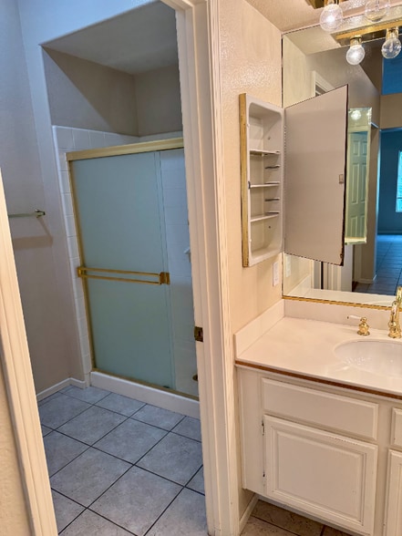 Building Photo - 4627 Cordoba Way