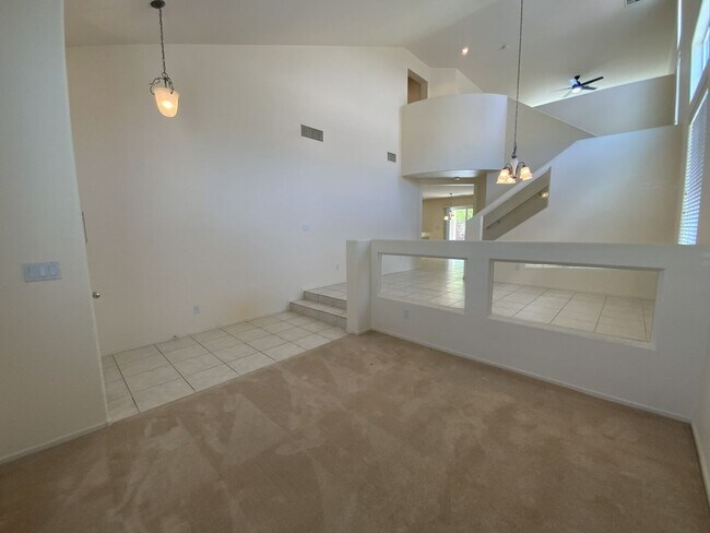 Building Photo - 4 bedrooms and 2.5 bathrooms 2-story home located in Henderson, NV!