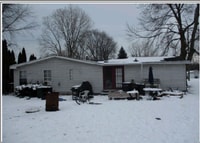 Building Photo - 4629 Meadowlawn Dr