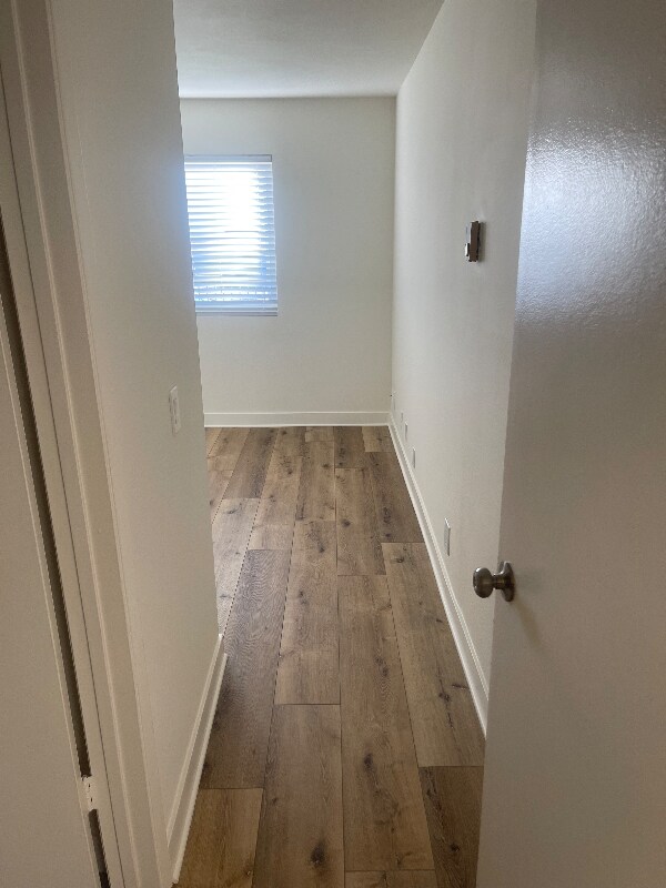 Building Photo - 284 E Surfside Dr