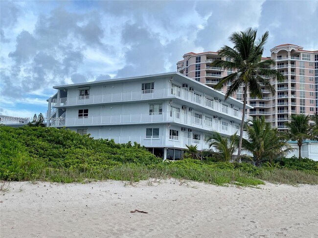 Primary Photo - 1480 S Ocean Blvd
