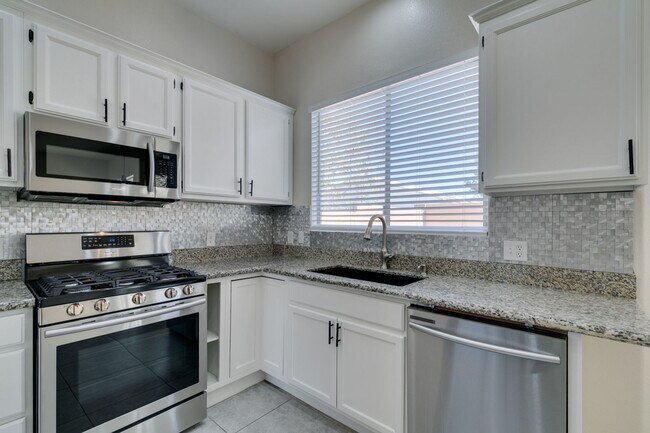 Building Photo - Beautifully Remodeled 3-Bedroom Home in North Las Vegas – Move-In Ready!